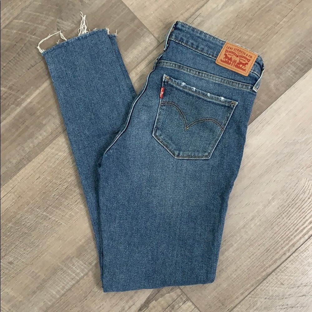 Levi’s 711 Skinny